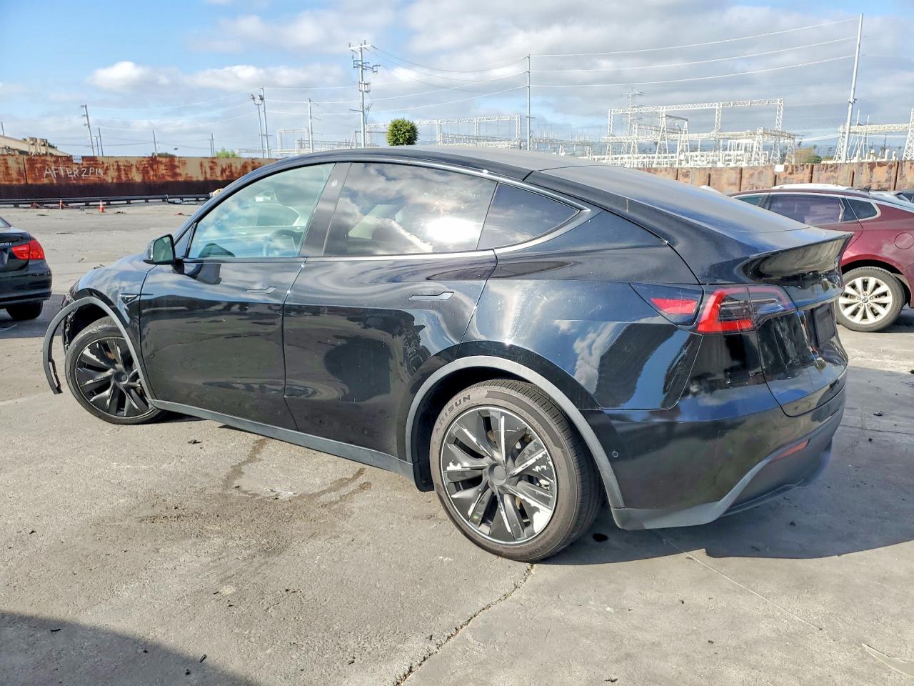 2021 TESLA MODEL Y photo 4