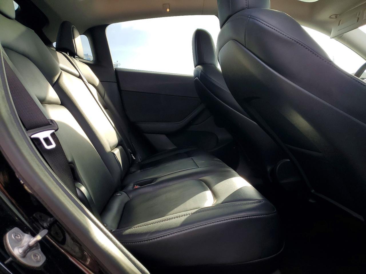 2021 TESLA MODEL Y photo 28