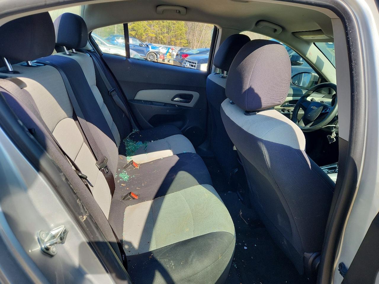 2015 CHEVROLET CRUZE LS photo 10
