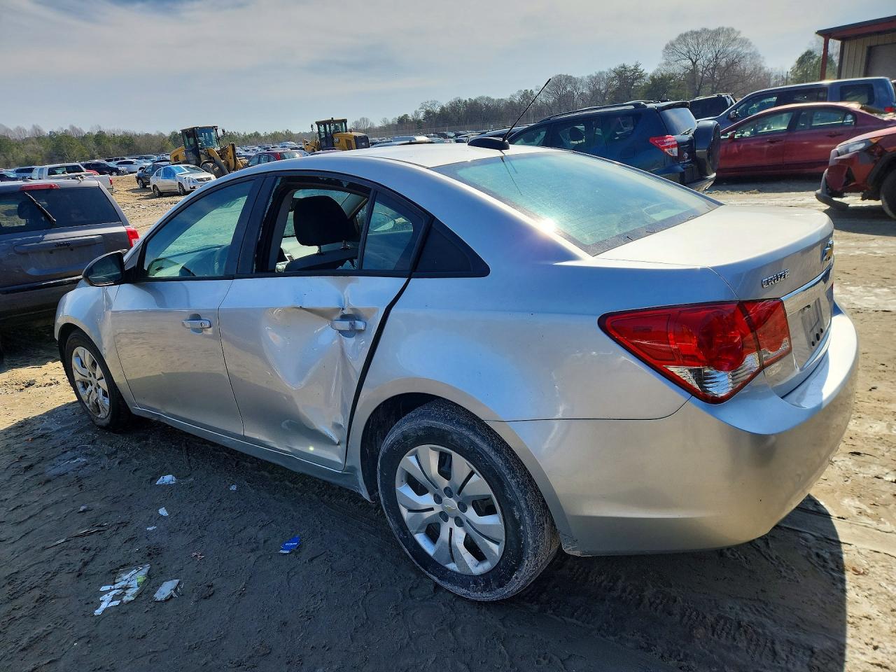 2015 CHEVROLET CRUZE LS photo 2