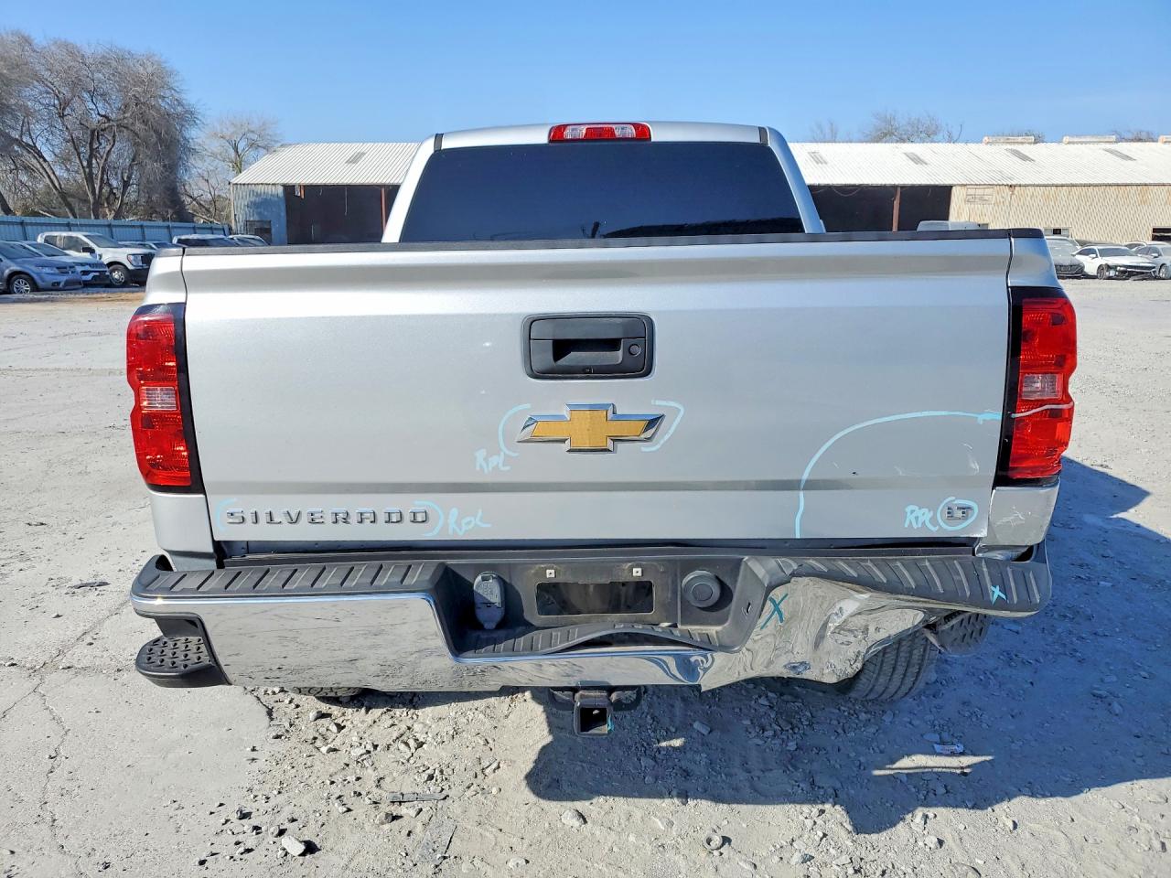 2017 CHEVROLET SILVERADO C1500 LT photo 6