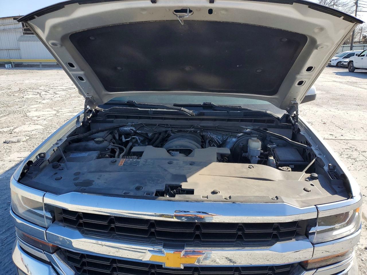 2017 CHEVROLET SILVERADO C1500 LT photo 11