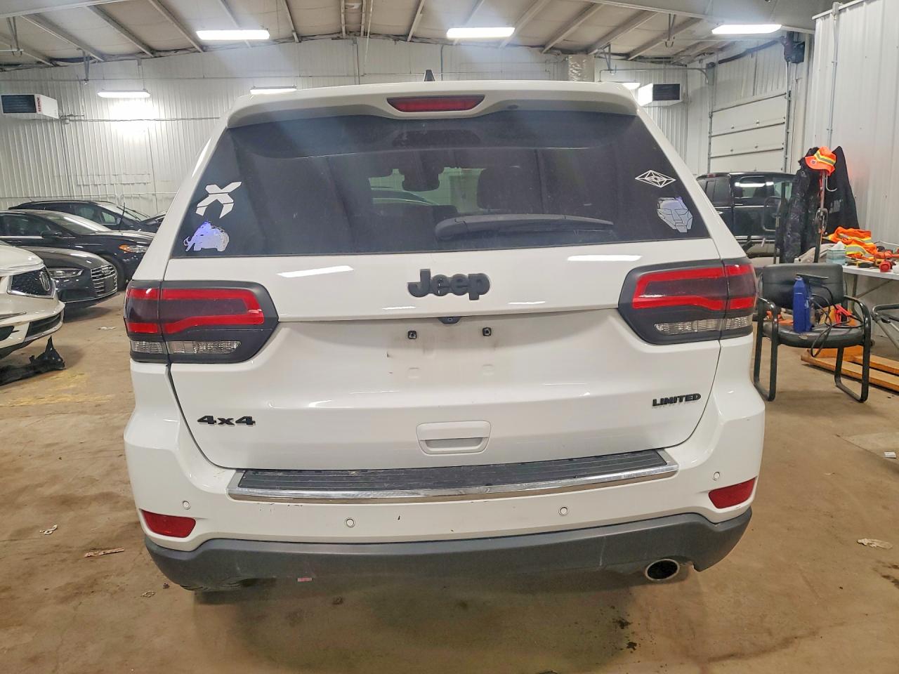 2018 JEEP GRAND CHEROKEE LIMITED photo 6