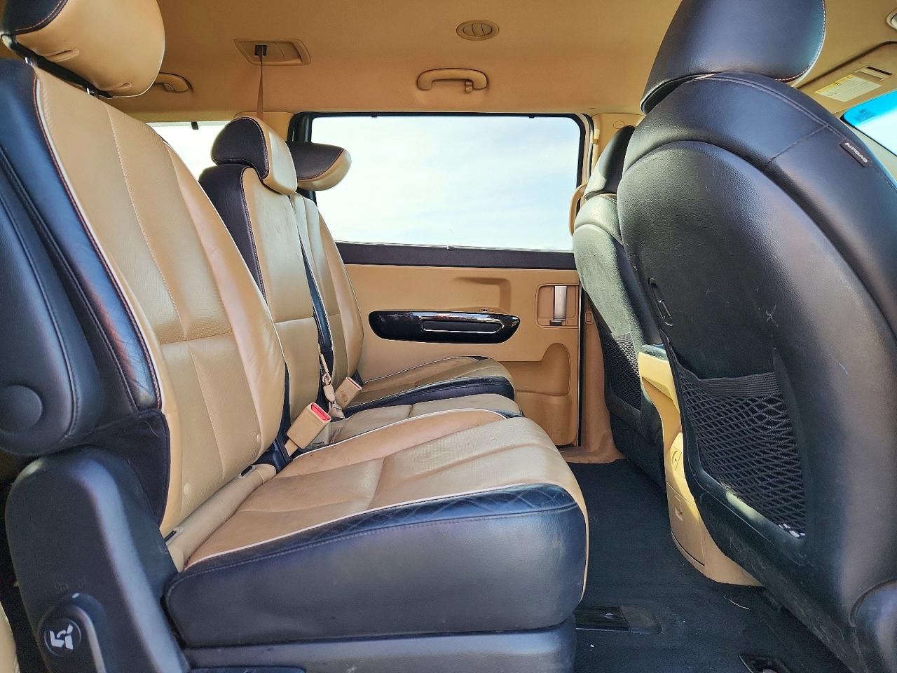 2018 KIA SEDONA EX photo 21