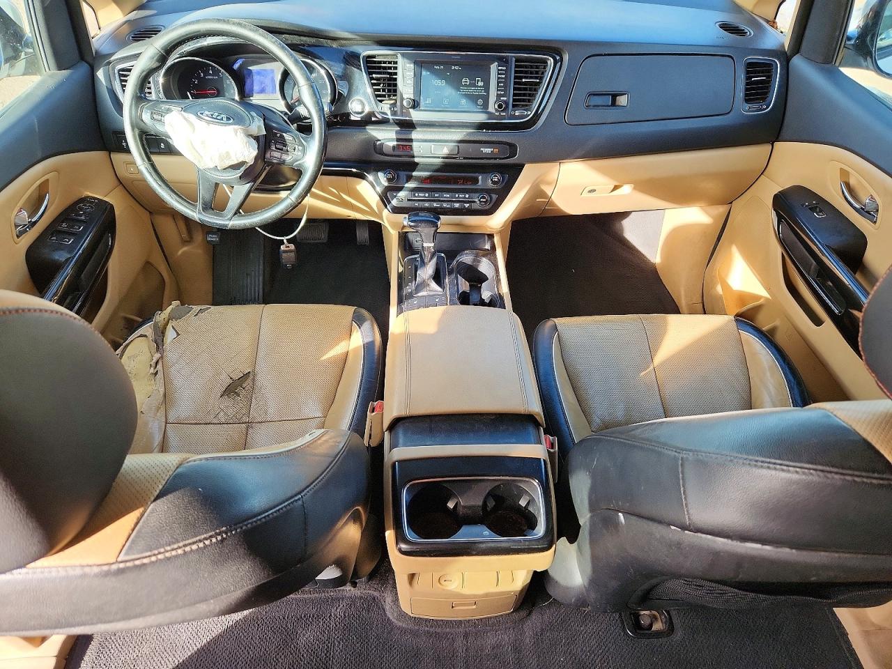 2018 KIA SEDONA EX photo 15