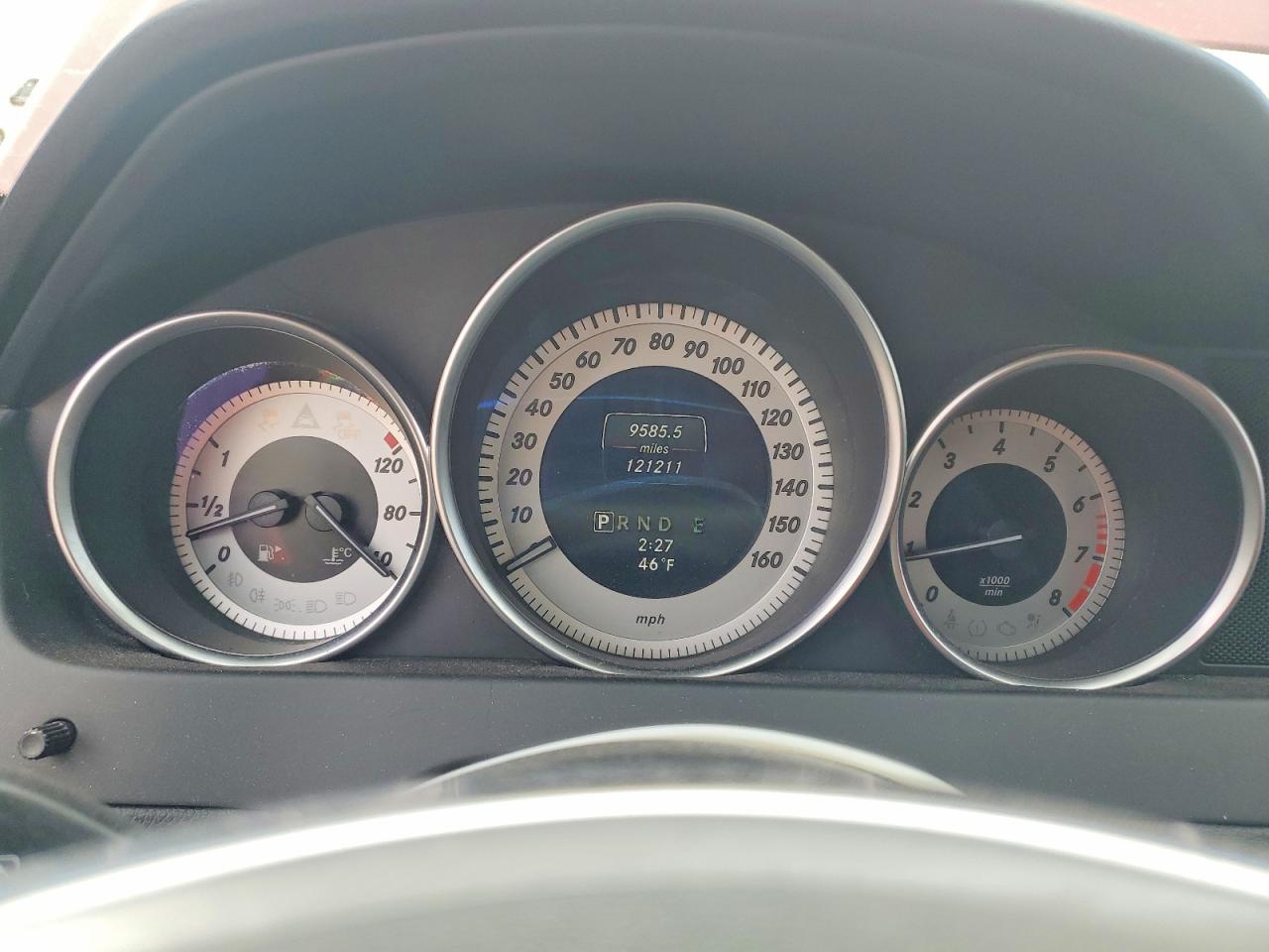 2015 MERCEDES-BENZ C 250 photo 25