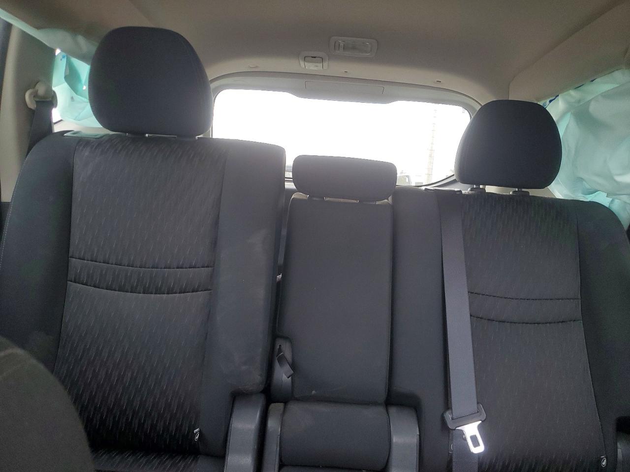 2018 NISSAN ROGUE SV photo 19