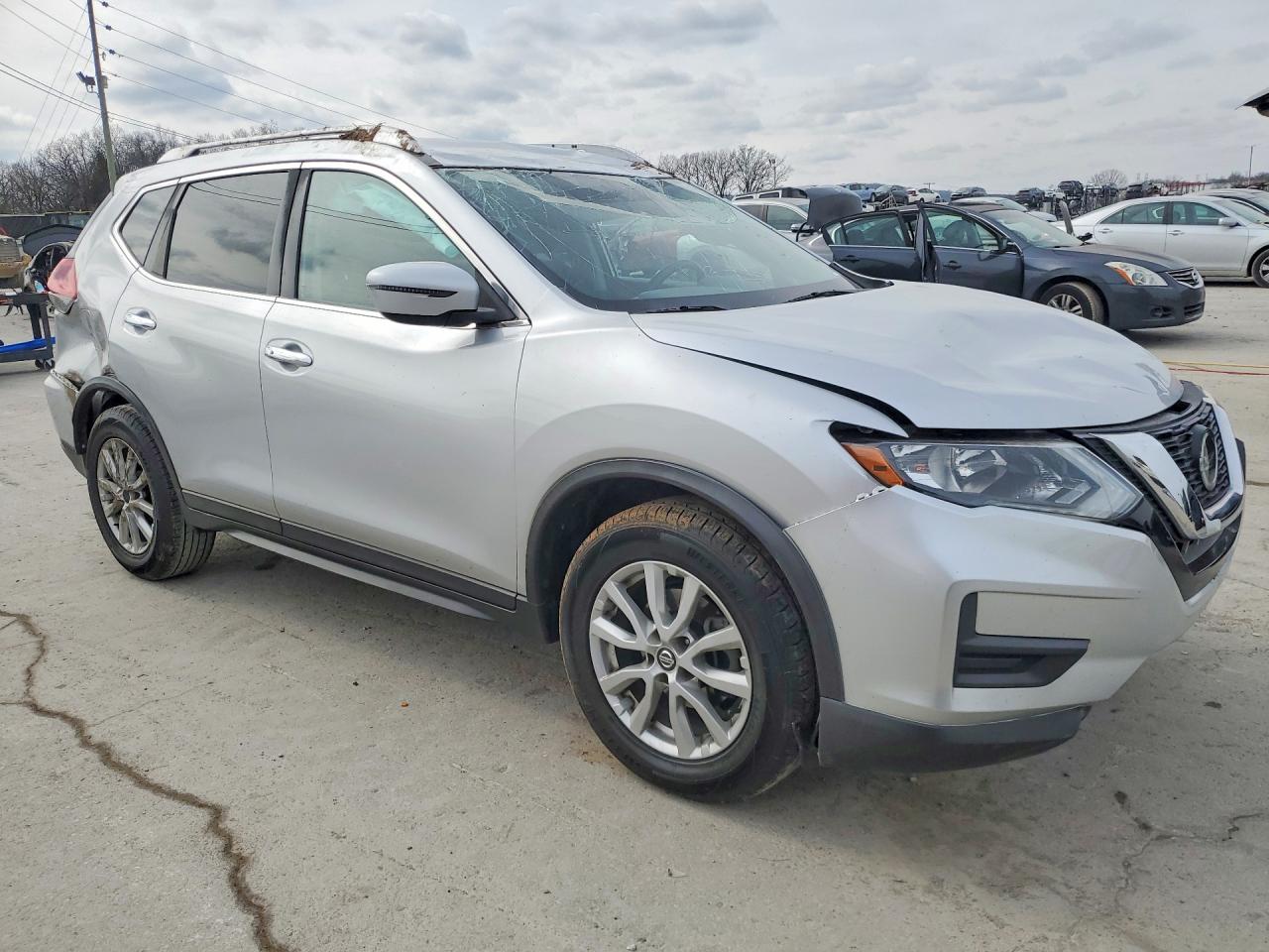 2018 NISSAN ROGUE SV photo 7