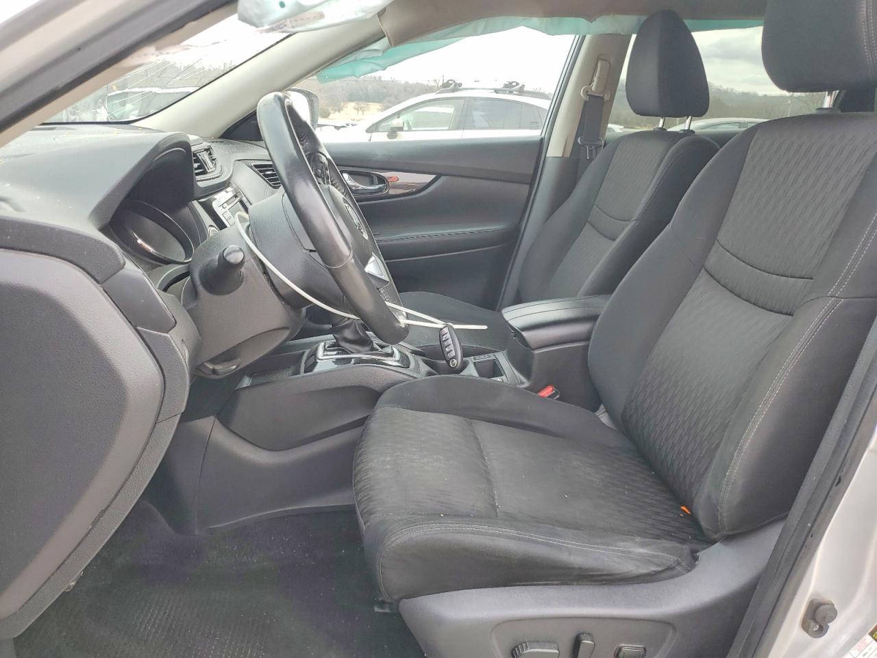 2018 NISSAN ROGUE SV photo 13