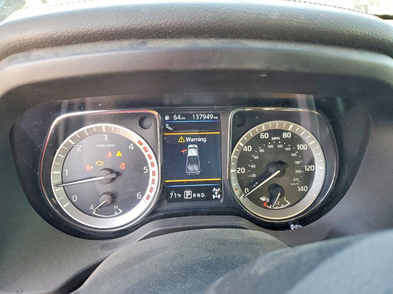 2019 NISSAN TITAN XD SL photo 17