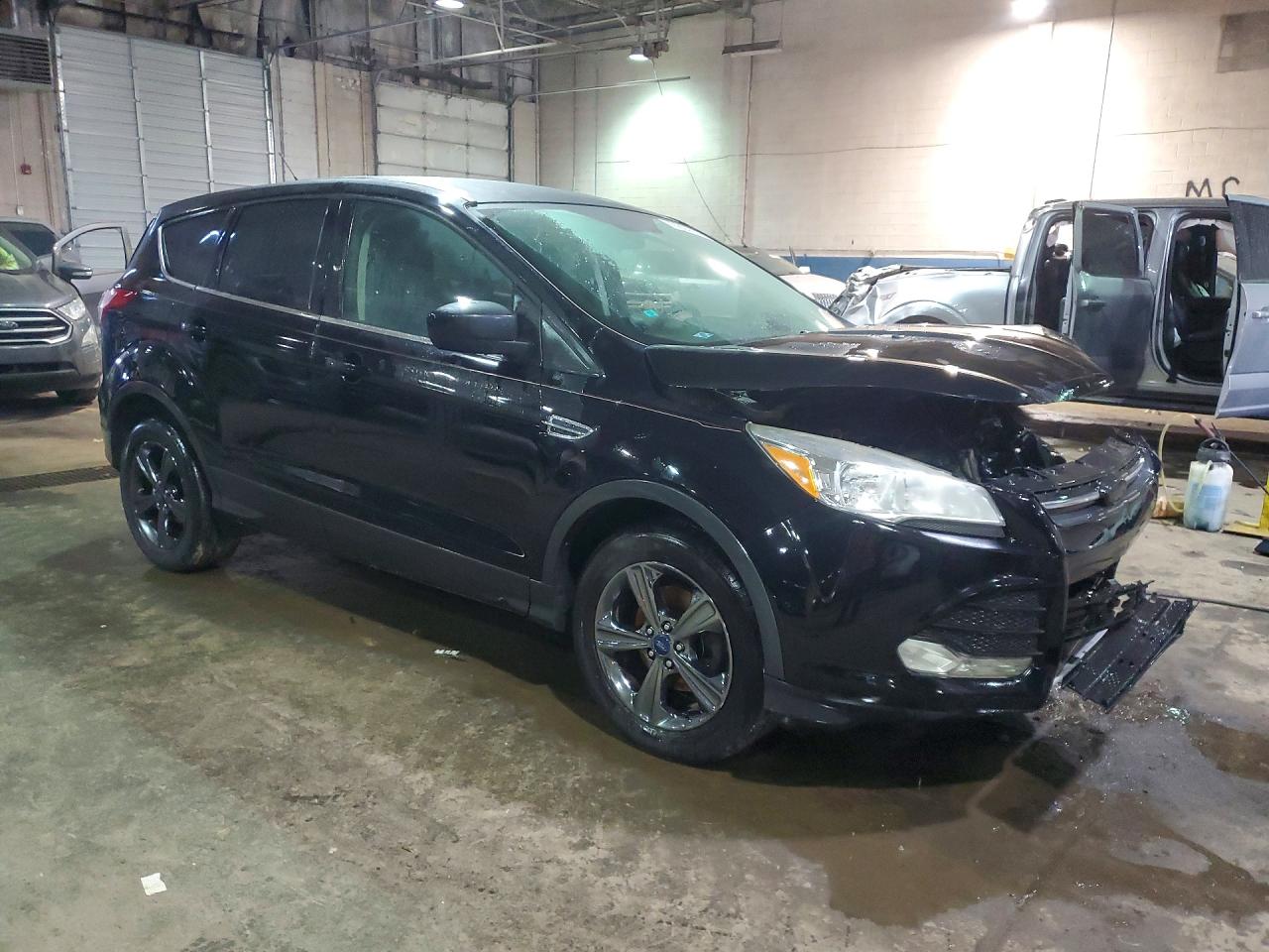 2016 FORD ESCAPE SE photo 4