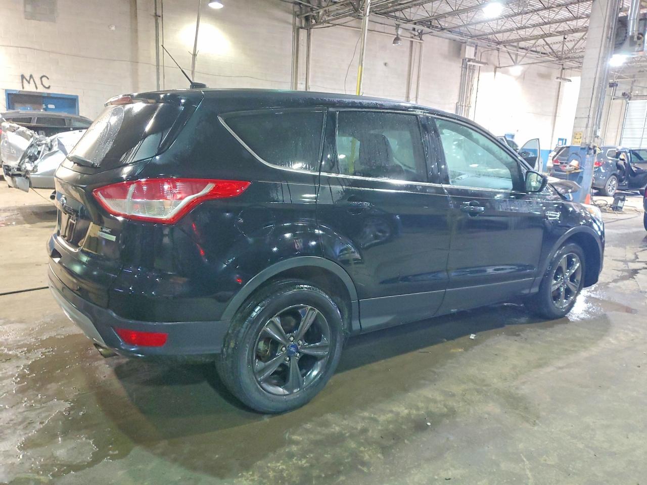 2016 FORD ESCAPE SE photo 3