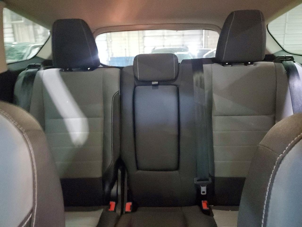 2016 FORD ESCAPE SE photo 10