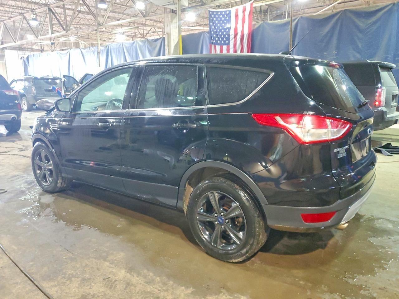 2016 FORD ESCAPE SE photo 2