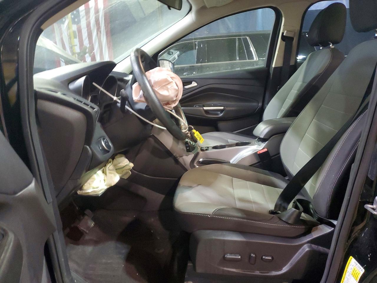 2016 FORD ESCAPE SE photo 7