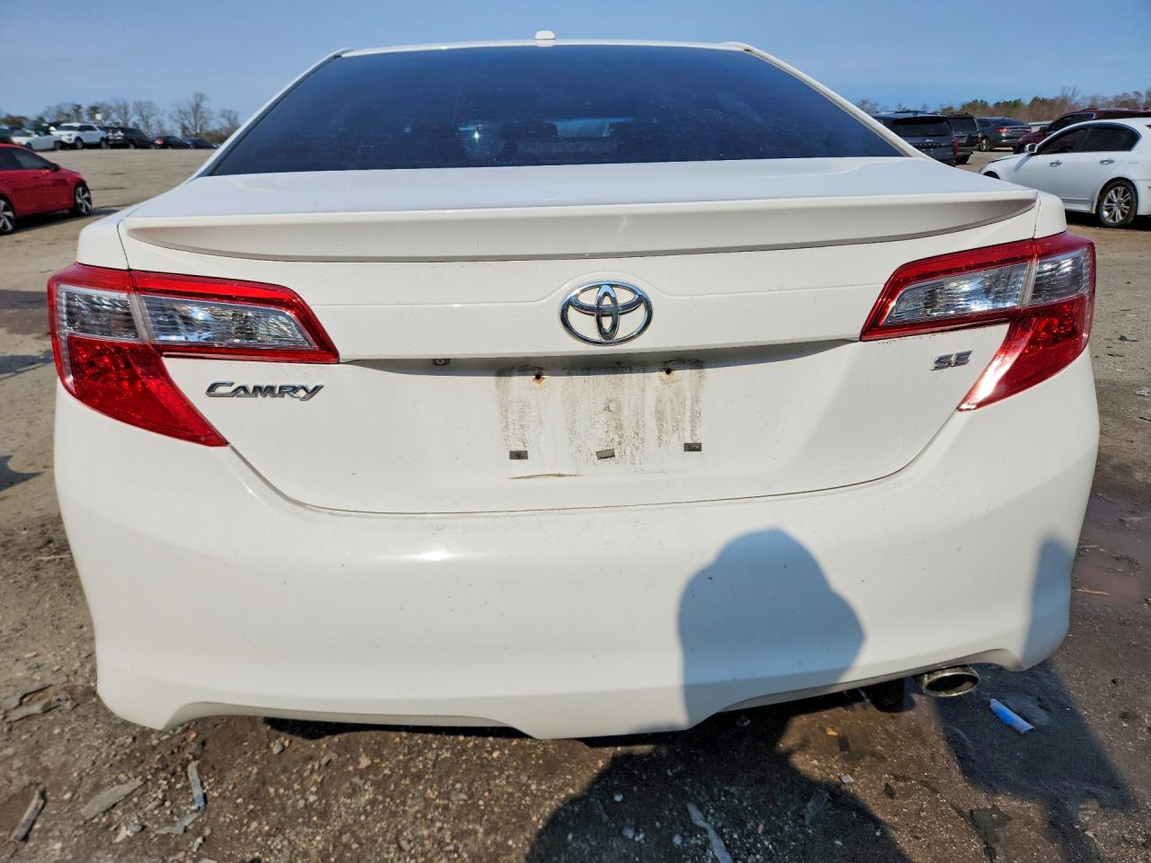 2012 TOYOTA CAMRY SE photo 11