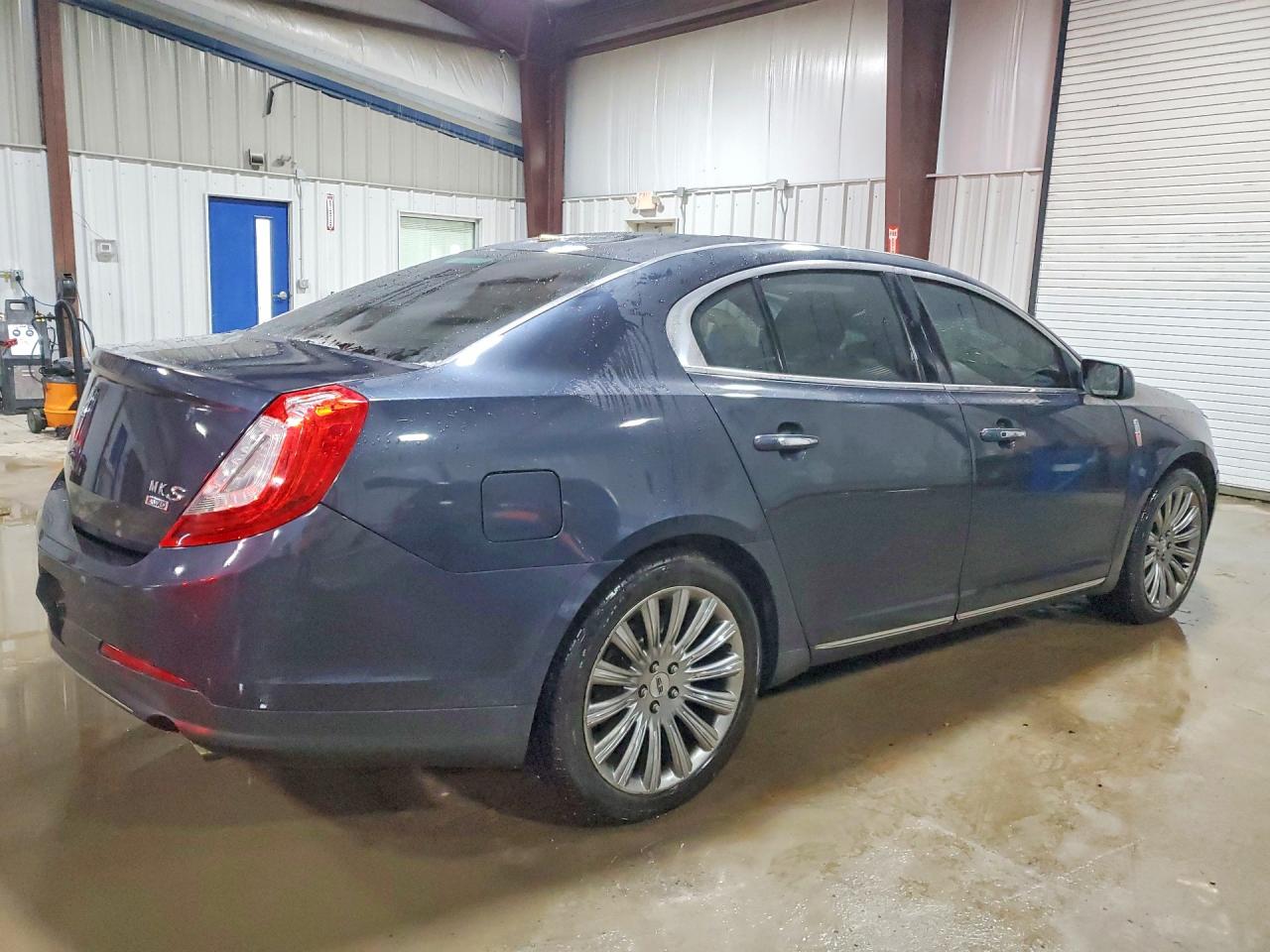 2014 LINCOLN MKS photo 3
