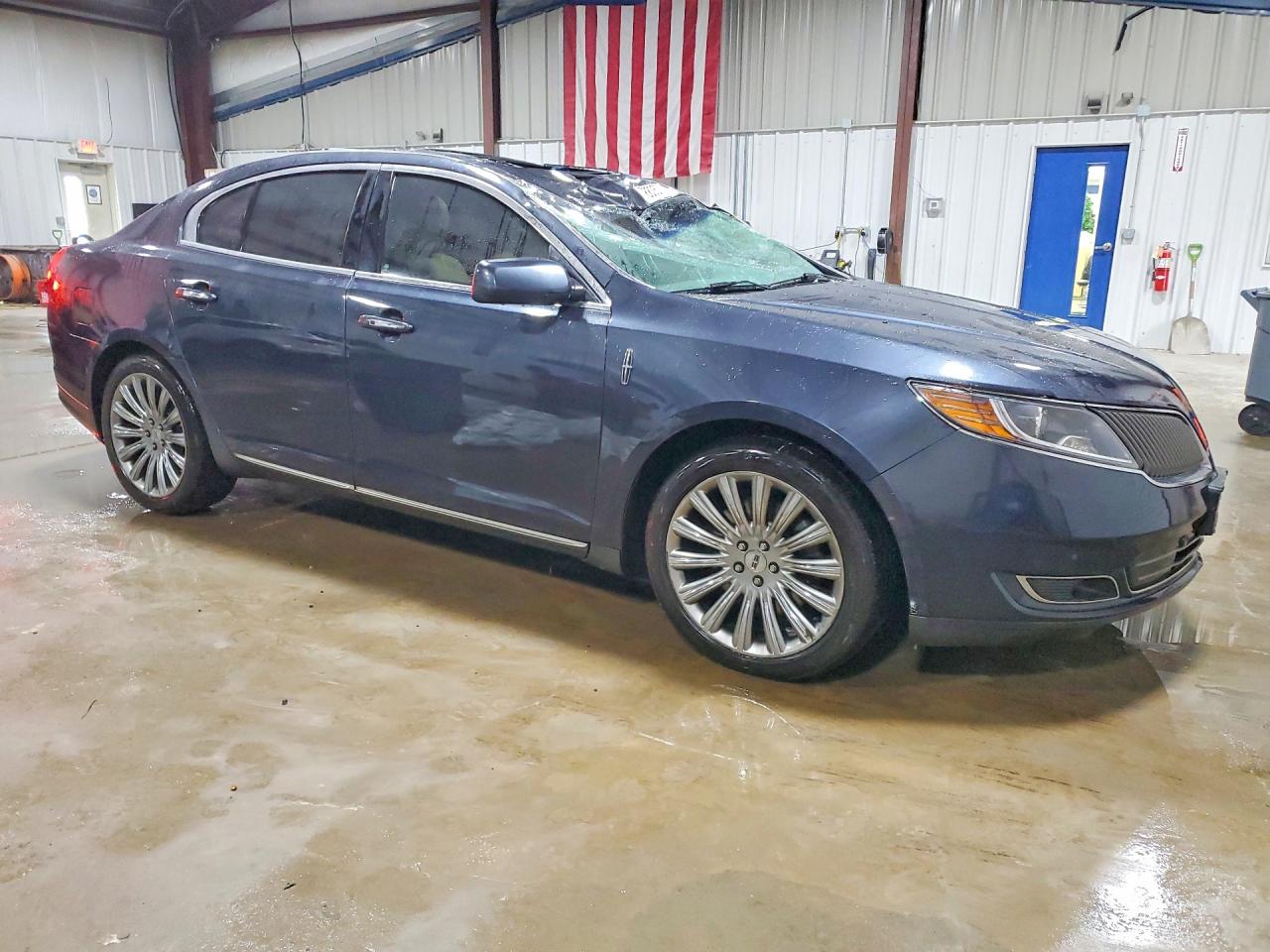 2014 LINCOLN MKS photo 4