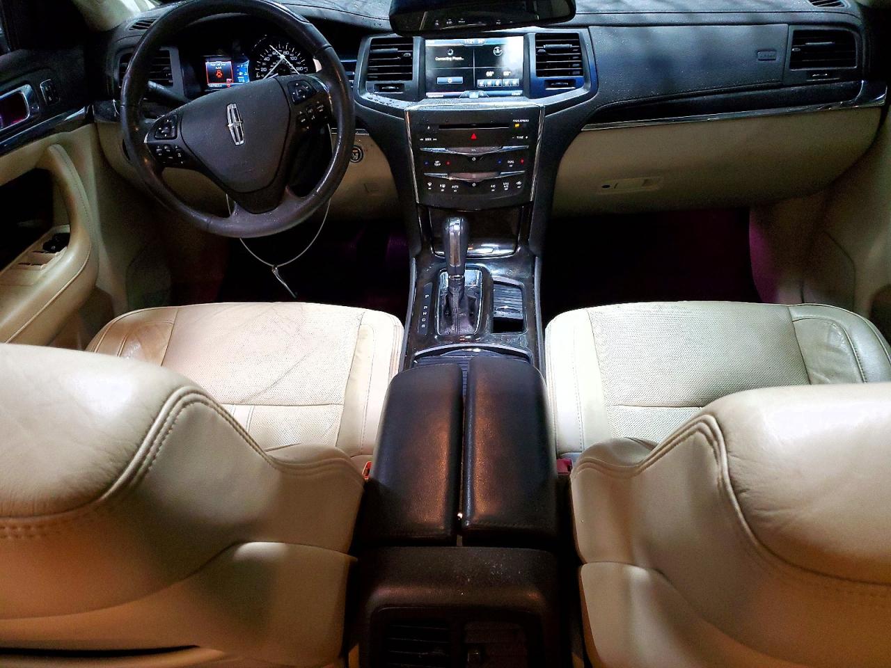 2014 LINCOLN MKS photo 8