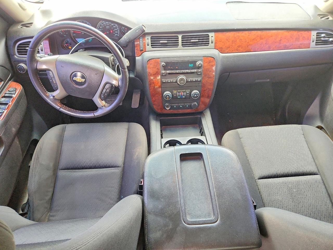 2011 CHEVROLET AVALANCHE LS photo 8