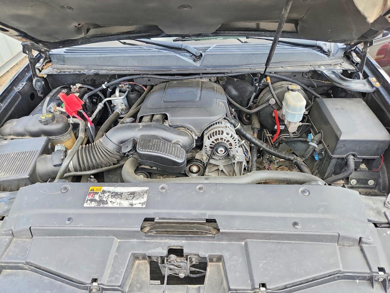 2011 CHEVROLET AVALANCHE LS photo 11