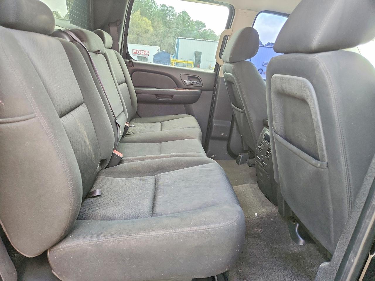 2011 CHEVROLET AVALANCHE LS photo 10