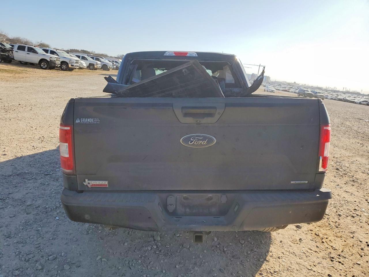 2018 FORD F150 SUPERCREW photo 11