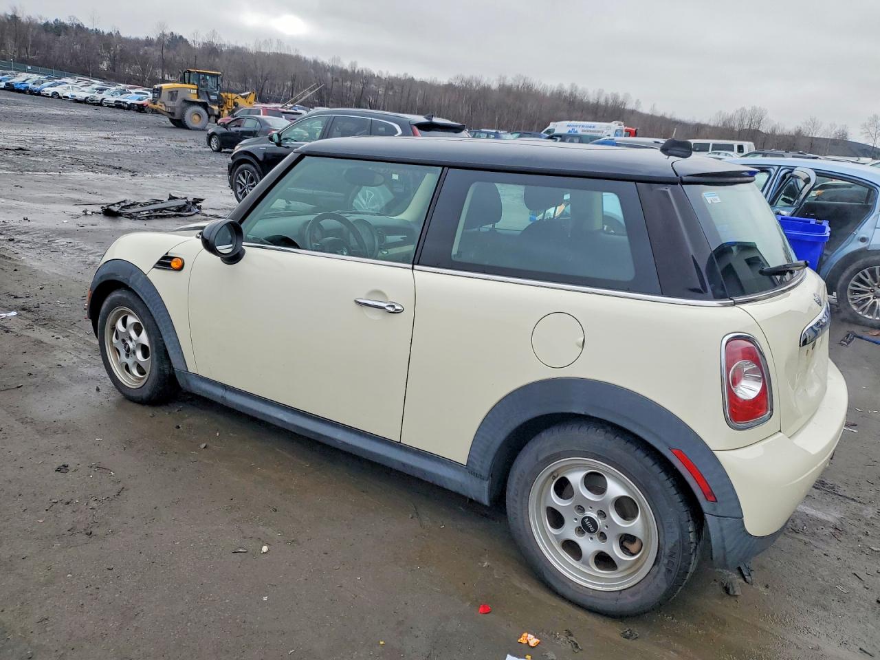 2012 MINI COOPER photo 2