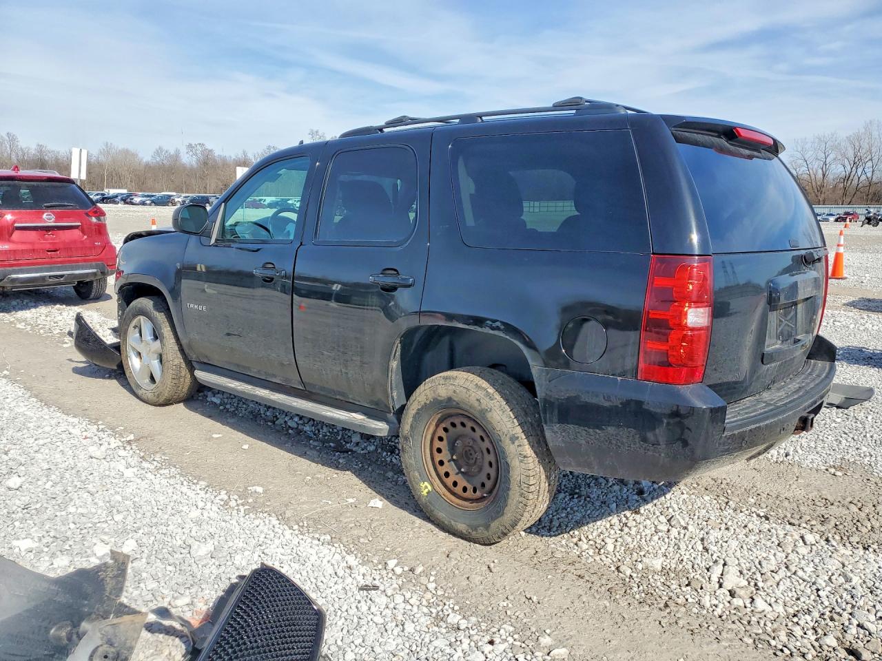 2012 CHEVROLET TAHOE K1500 LT photo 2