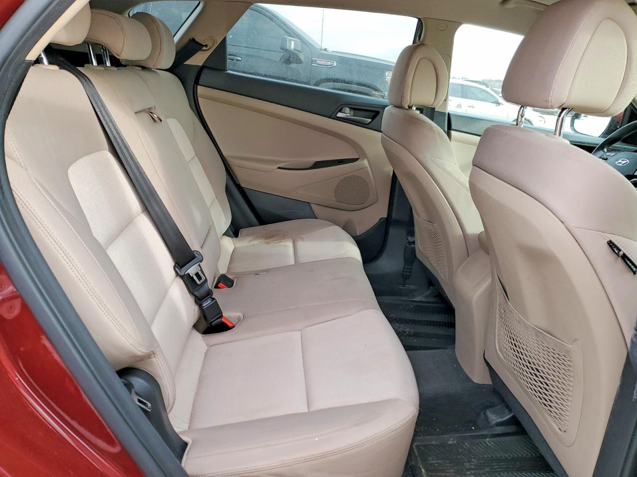 2018 HYUNDAI TUCSON SEL photo 11