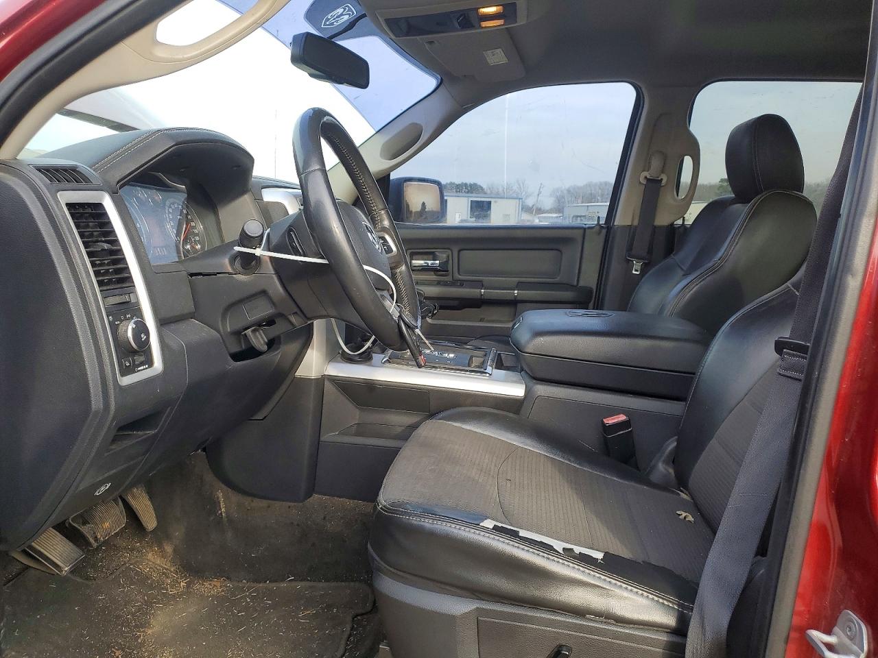2011 DODGE RAM 1500 photo 13