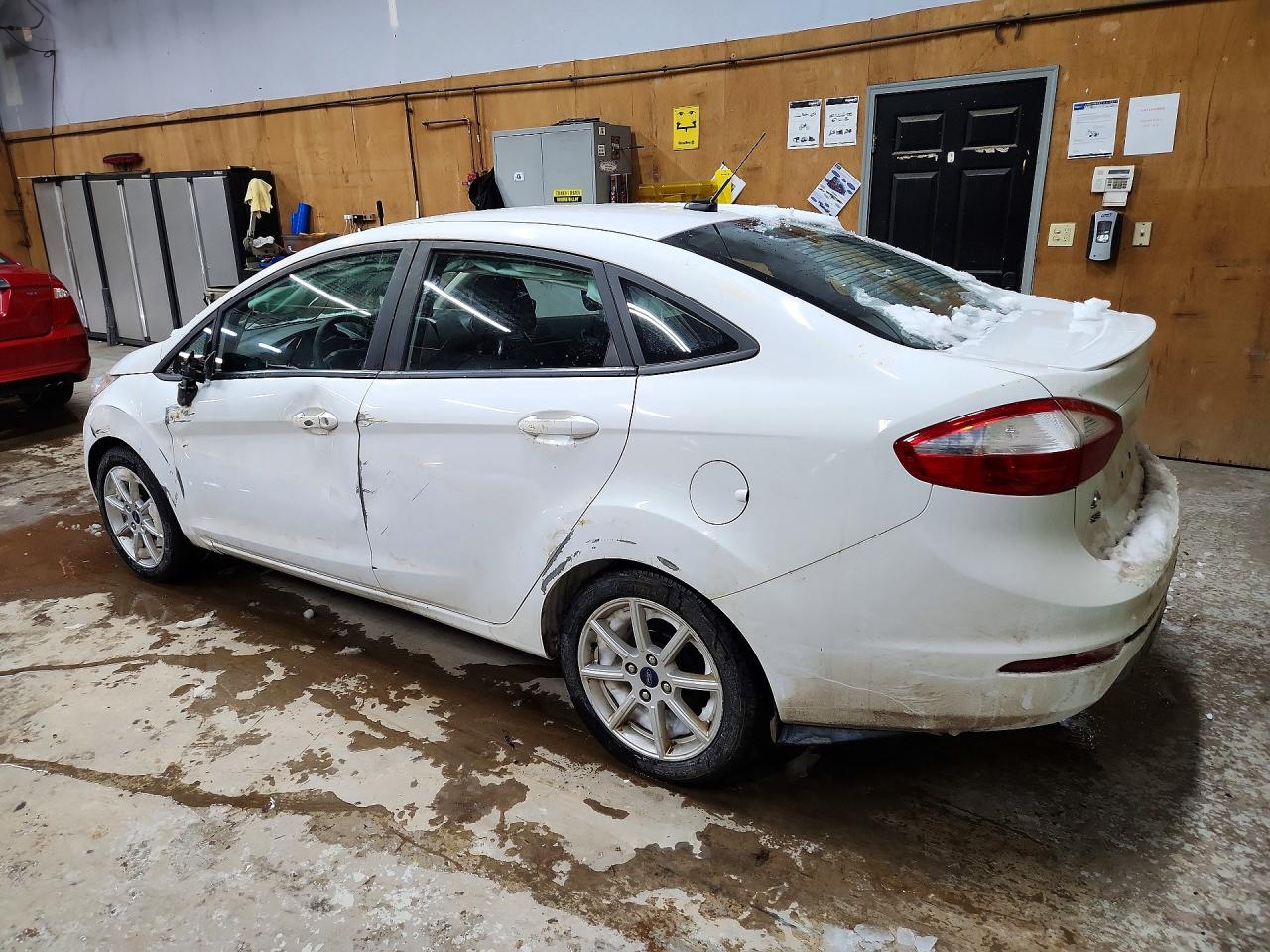 2019 FORD FIESTA SE photo 3