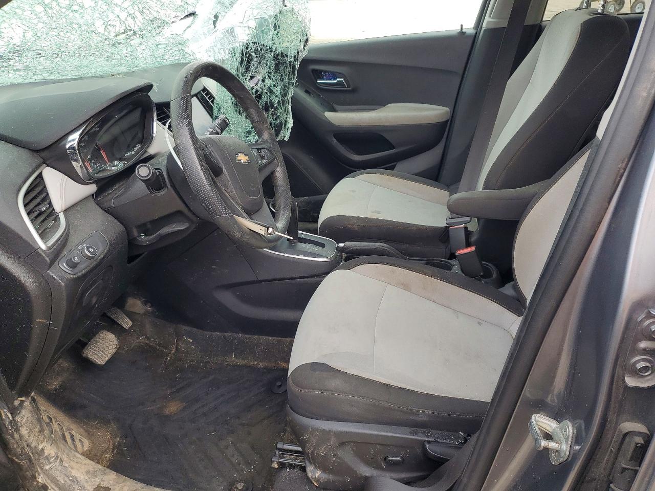 2020 CHEVROLET TRAX LS photo 13