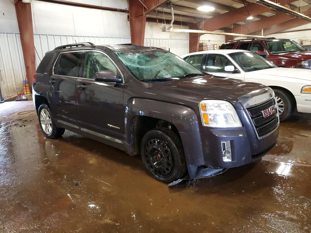 2013 GMC TERRAIN SLT photo 4