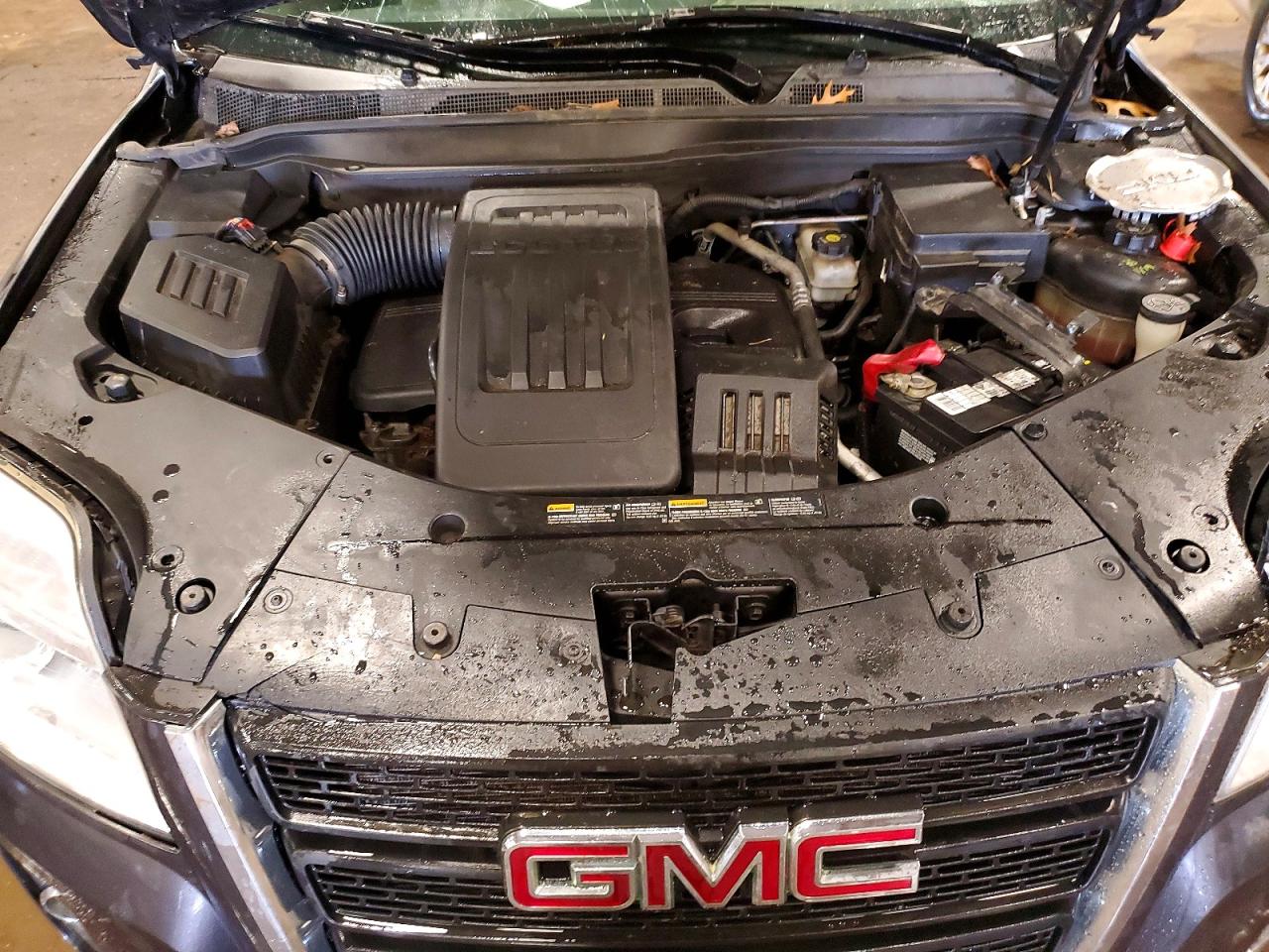 2013 GMC TERRAIN SLT photo 12