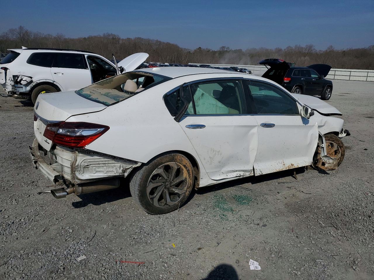 2016 HONDA ACCORD EX photo 5