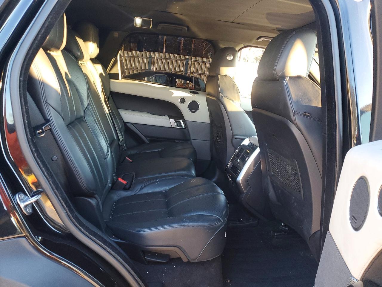 2014 LAND ROVER RANGE ROVER SPORT HSE photo 31