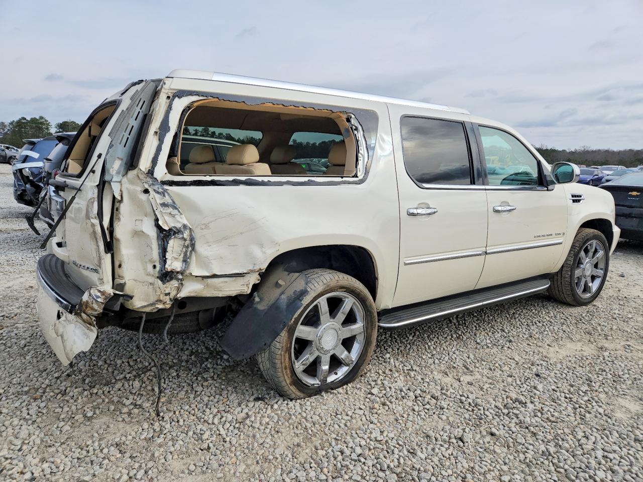 2008 CADILLAC ESCALADE ESV photo 3