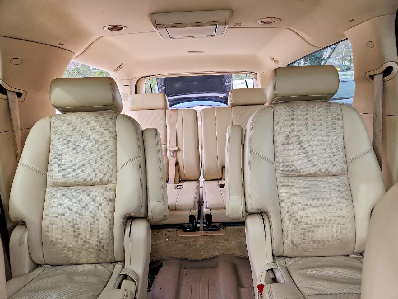 2008 CADILLAC ESCALADE ESV photo 10