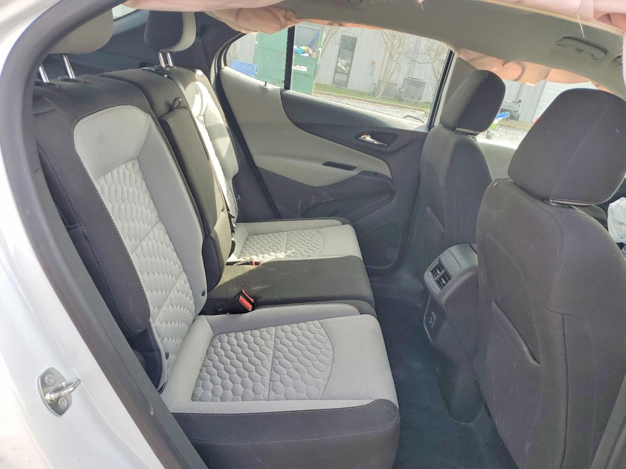 2021 CHEVROLET EQUINOX LS photo 19