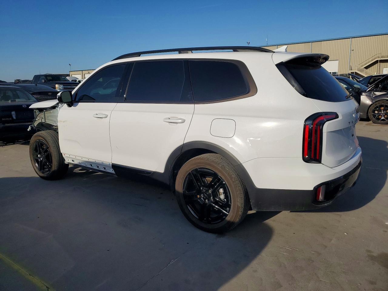 2025 KIA TELLURIDE SX-PRESTIGE X-LINE photo 2