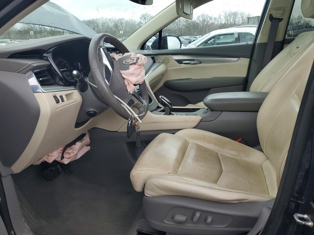 2017 CADILLAC XT5 LUXURY photo 7