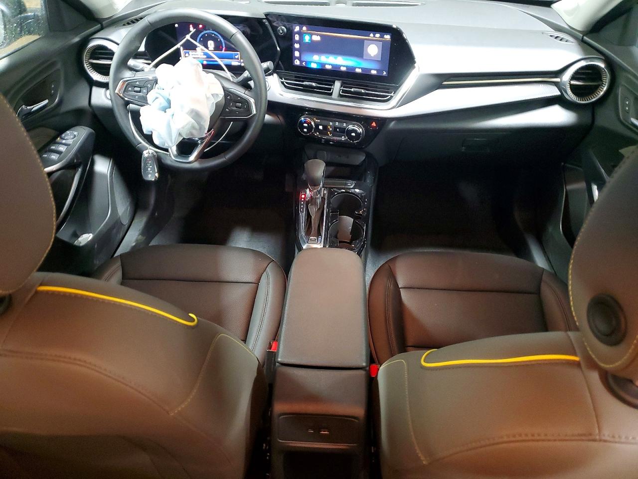 2025 CHEVROLET TRAX ACTIV photo 22