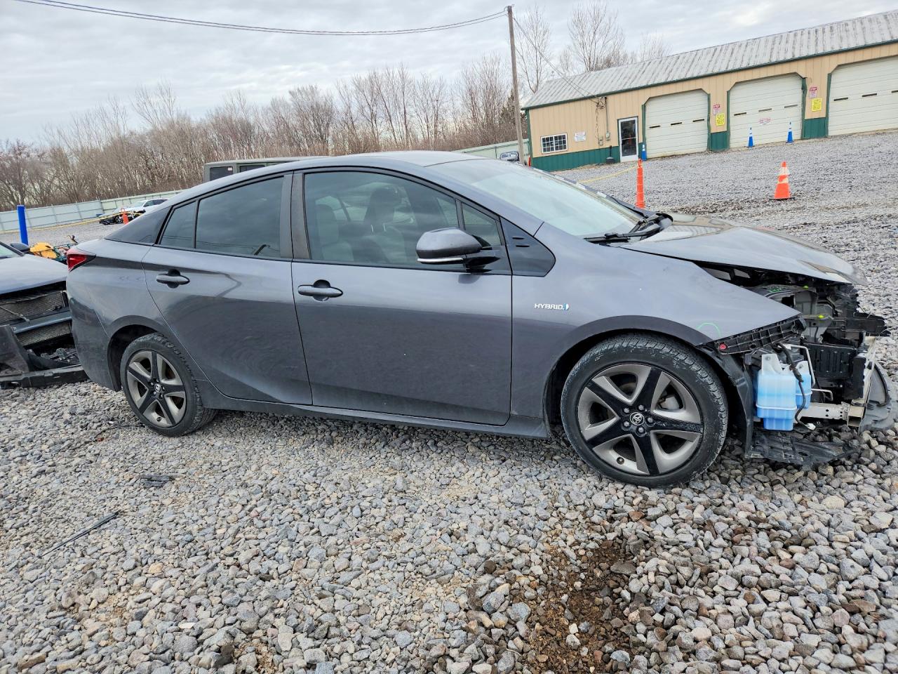 2019 TOYOTA PRIUS XLE photo 4