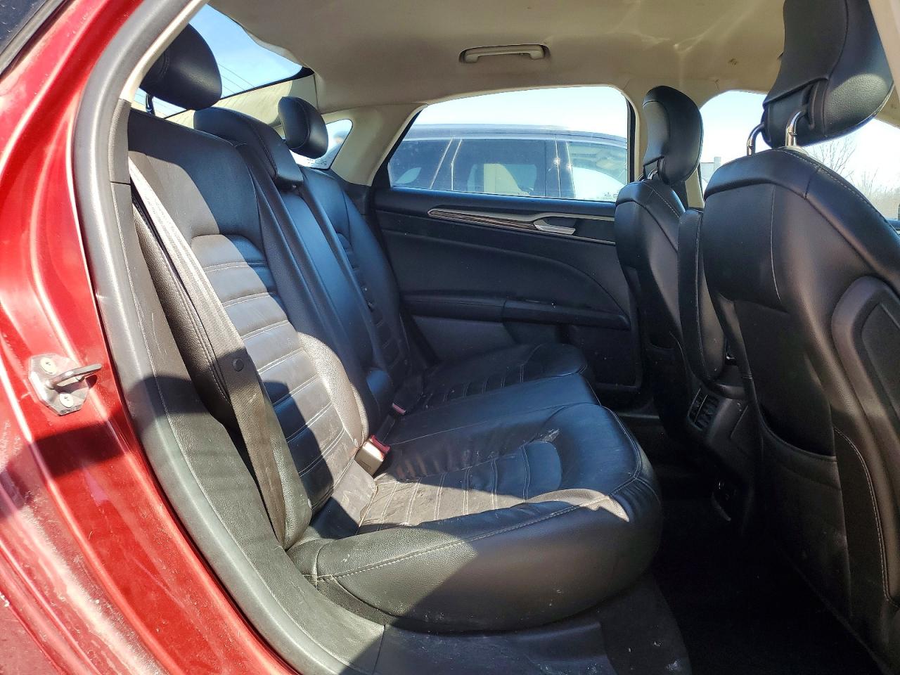 2013 FORD FUSION SE photo 10