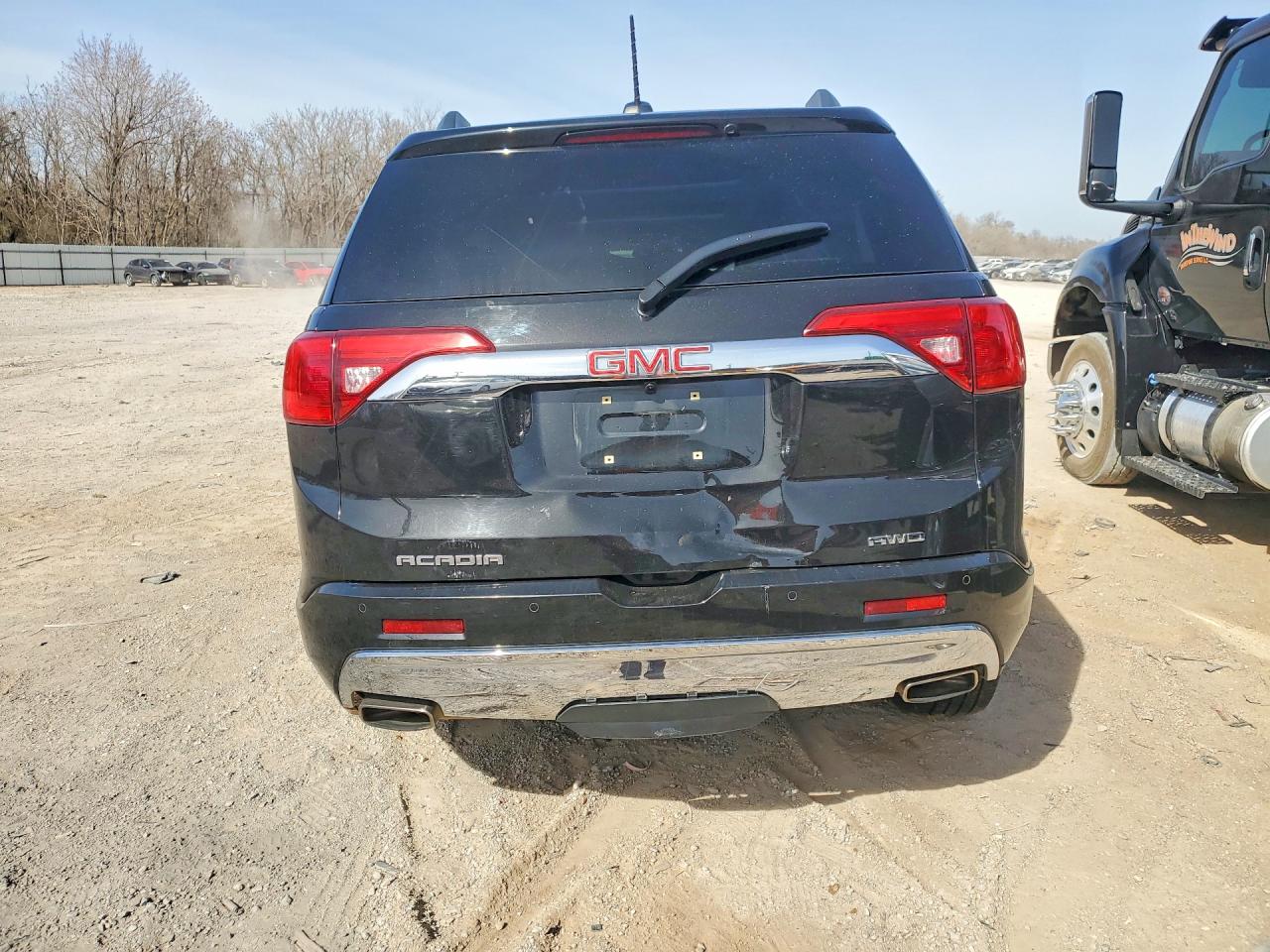 2019 GMC ACADIA DENALI photo 6