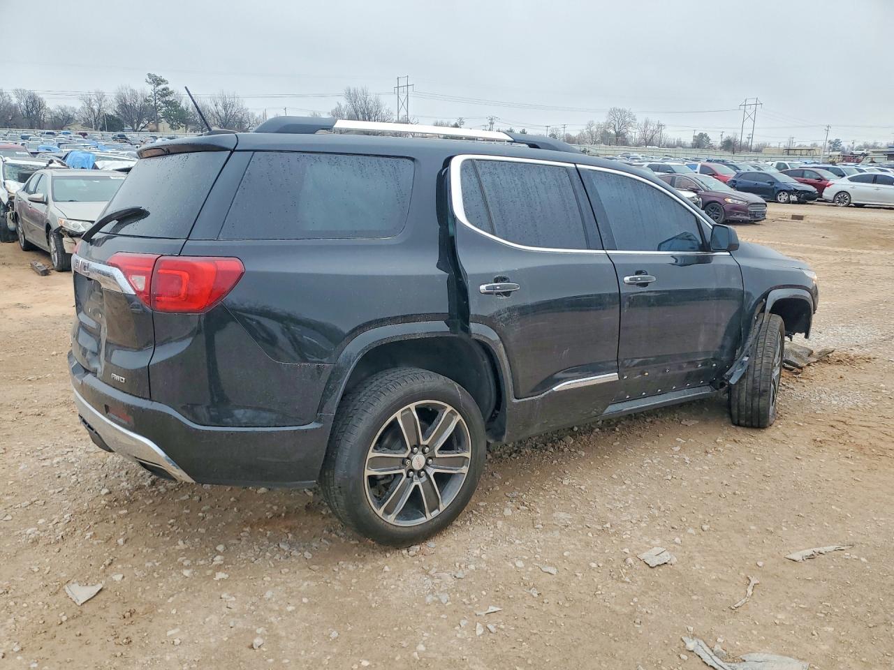 2019 GMC ACADIA DENALI photo 3