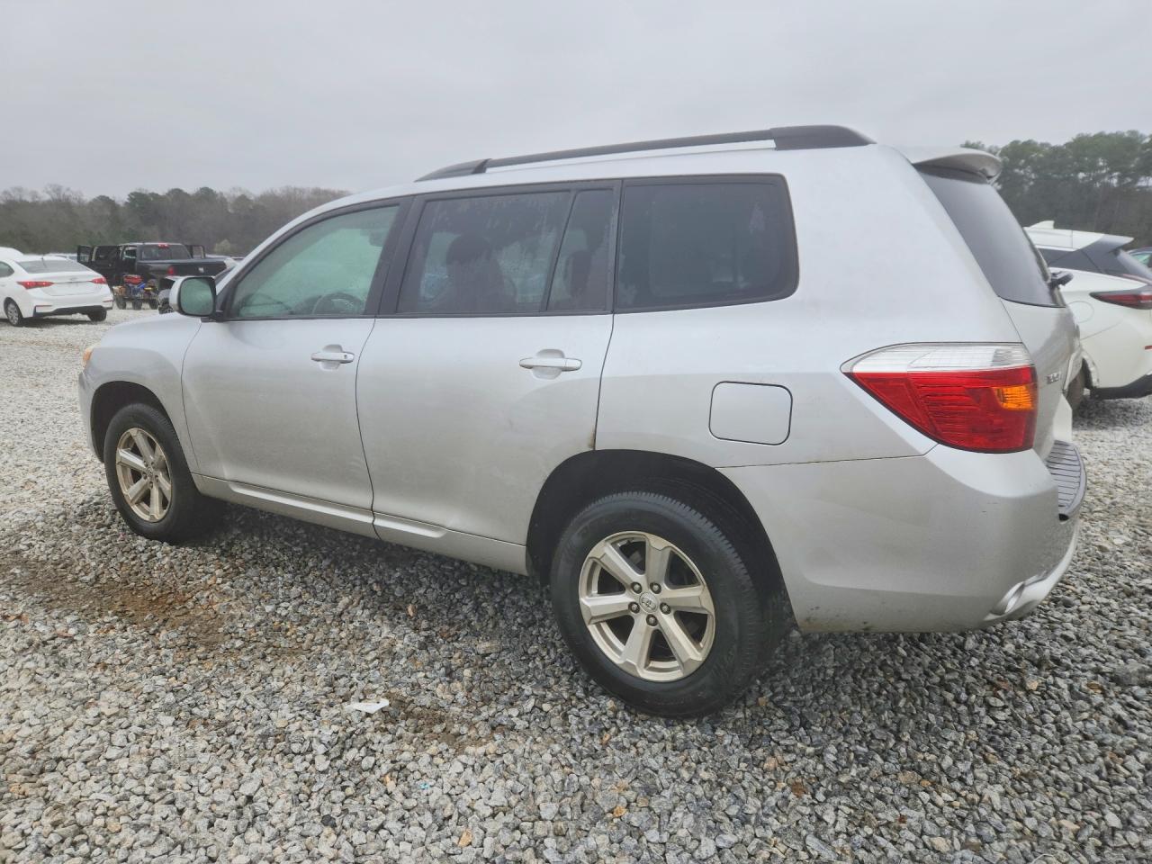 2009 TOYOTA HIGHLANDER BASE photo 2