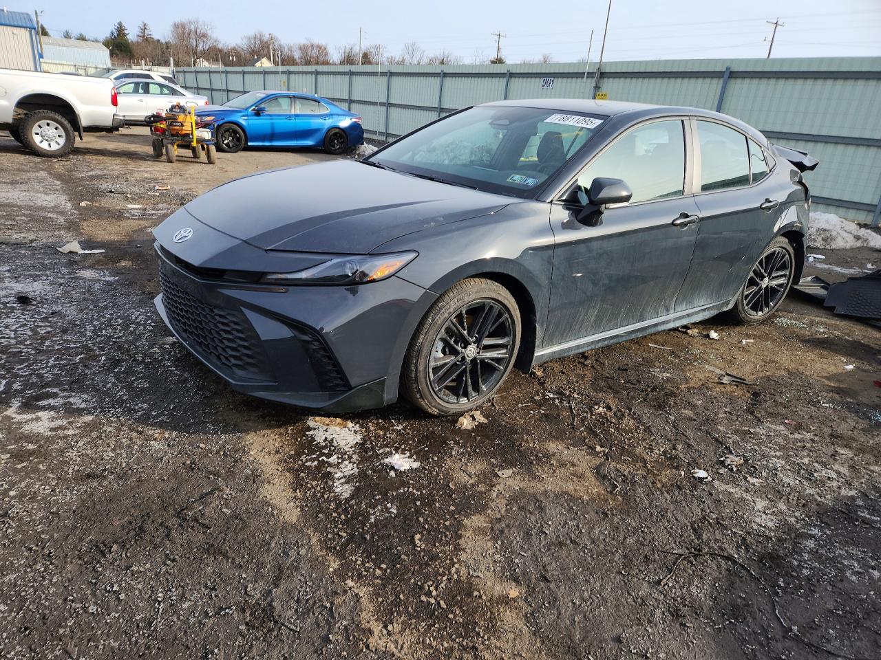 2025 TOYOTA CAMRY