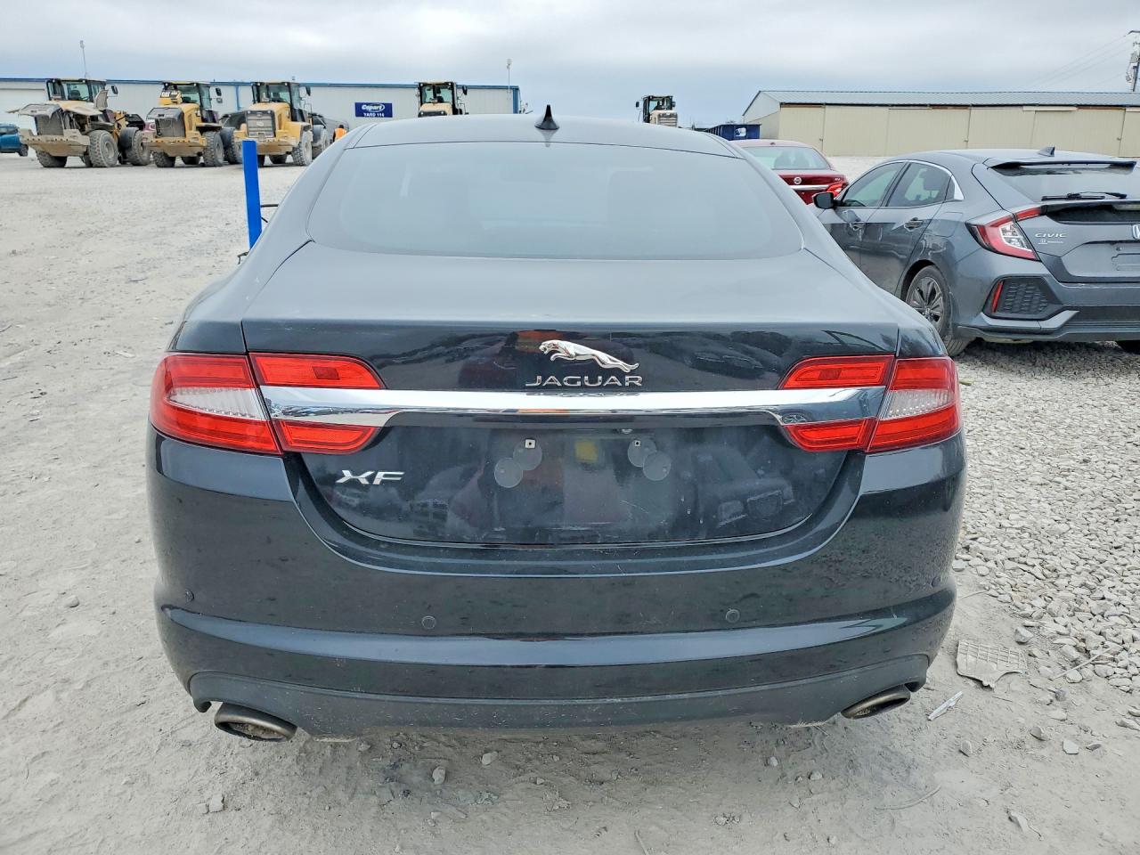 2015 JAGUAR XF 2.0T PREMIUM photo 6